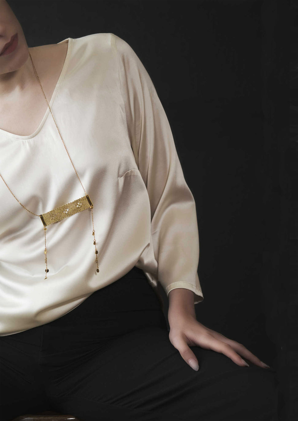 Dash necklace