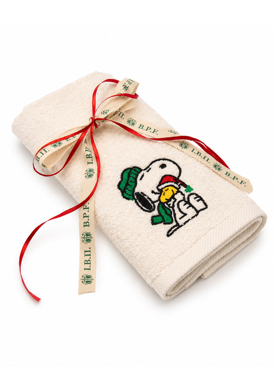 Christmas Holiday Snoopy Towel